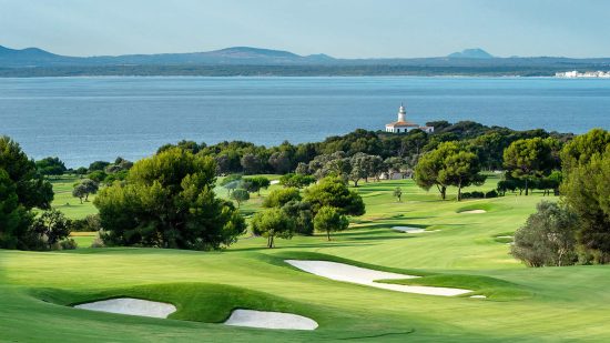 ARCH & WINERY TROPHY golf